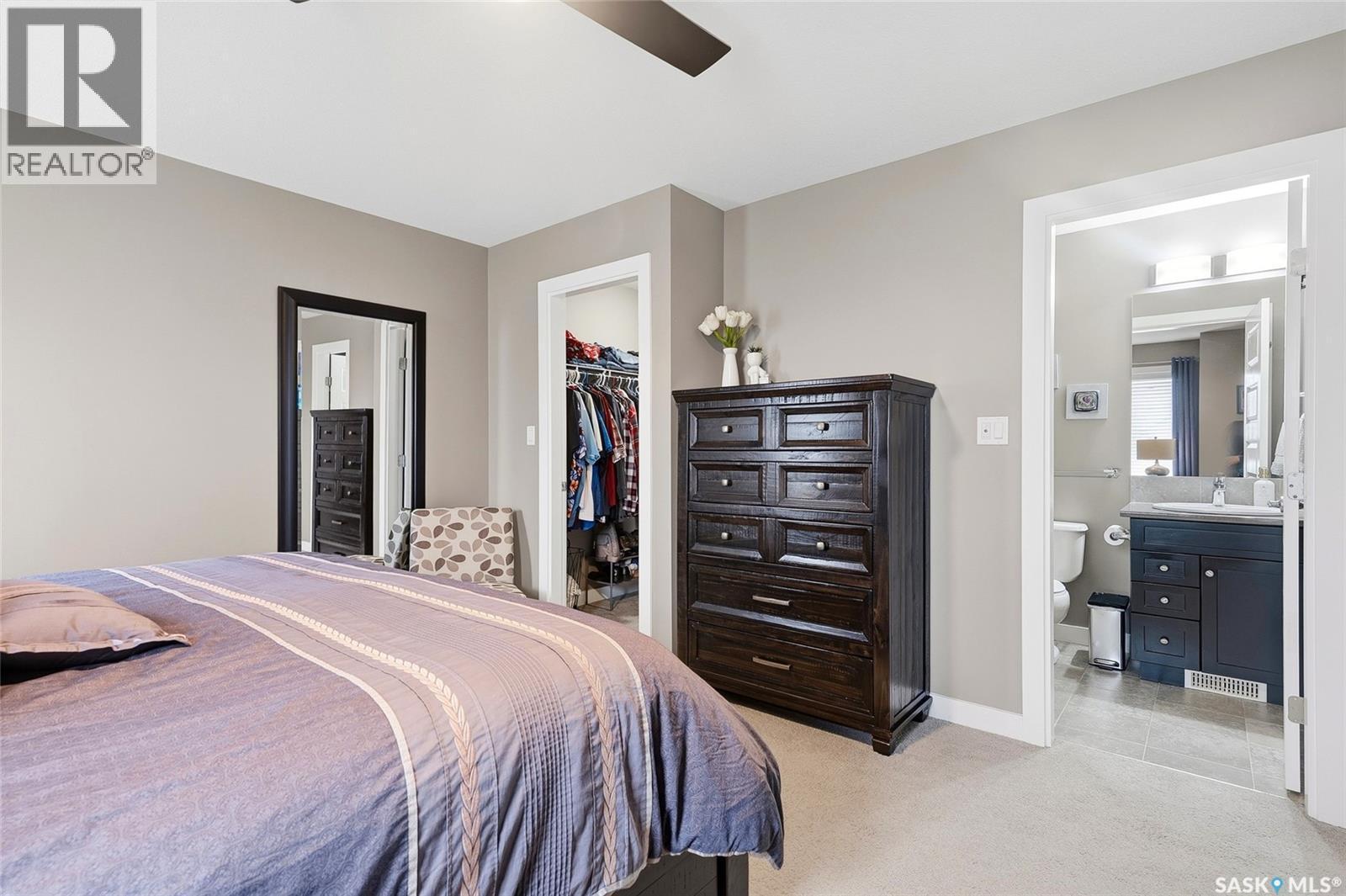 419 Kensington Boulevard, Saskatoon, SK - Indoor Photo Showing Bedroom