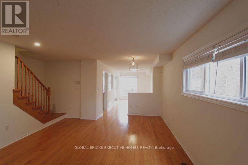 3384 Snowball Road, Mississauga, ON - Indoor Photo Showing Other Room