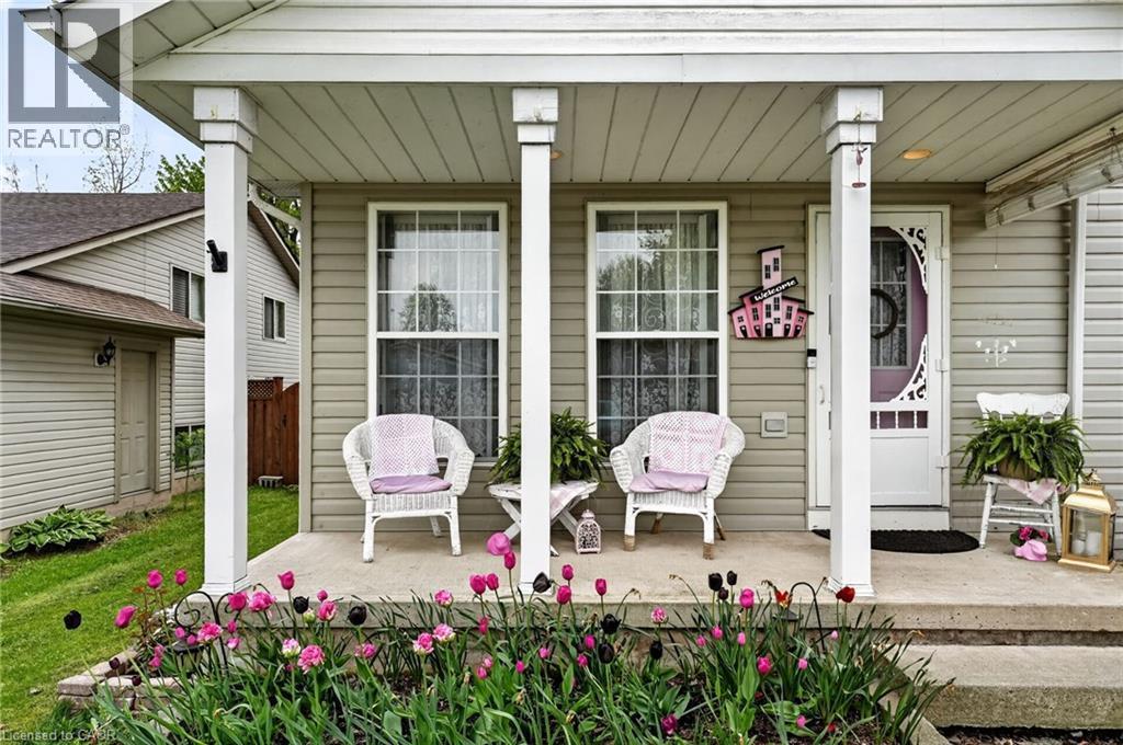 Front Porch - 11 Rochelle Crescent, Ridgeway, ON - Outdoor With Deck Patio Veranda