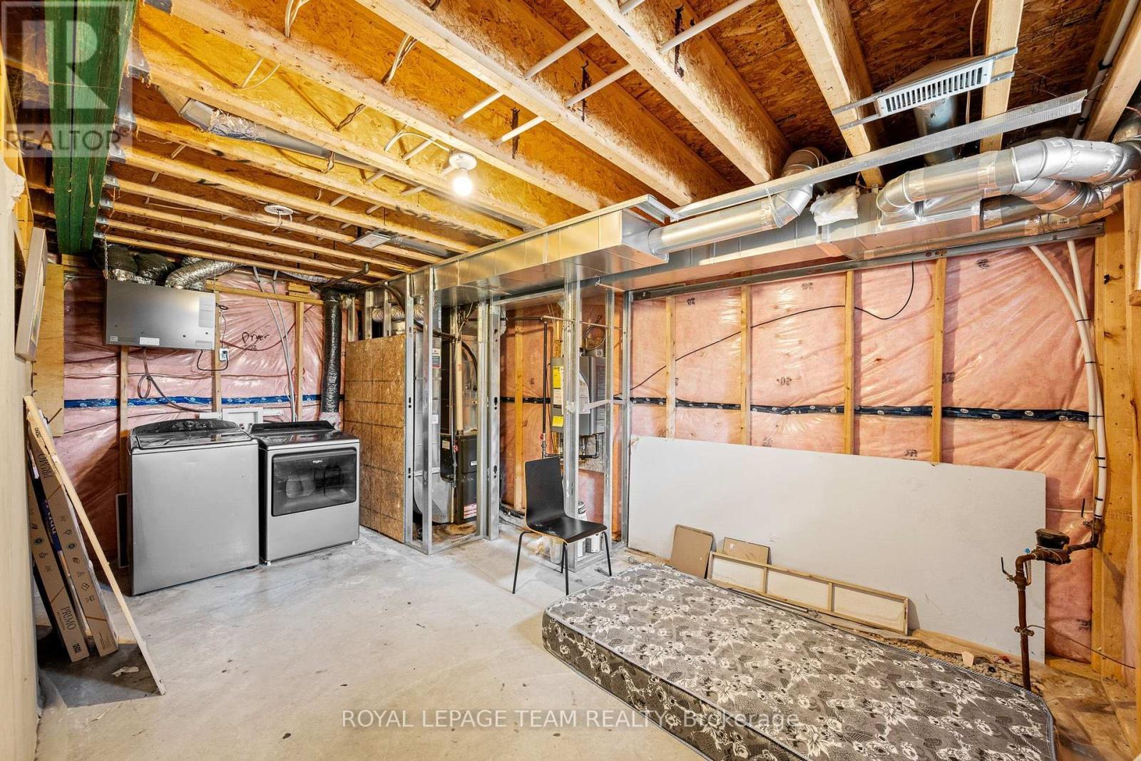 253 Deschamps Avenue, Ottawa, ON - Indoor Photo Showing Basement