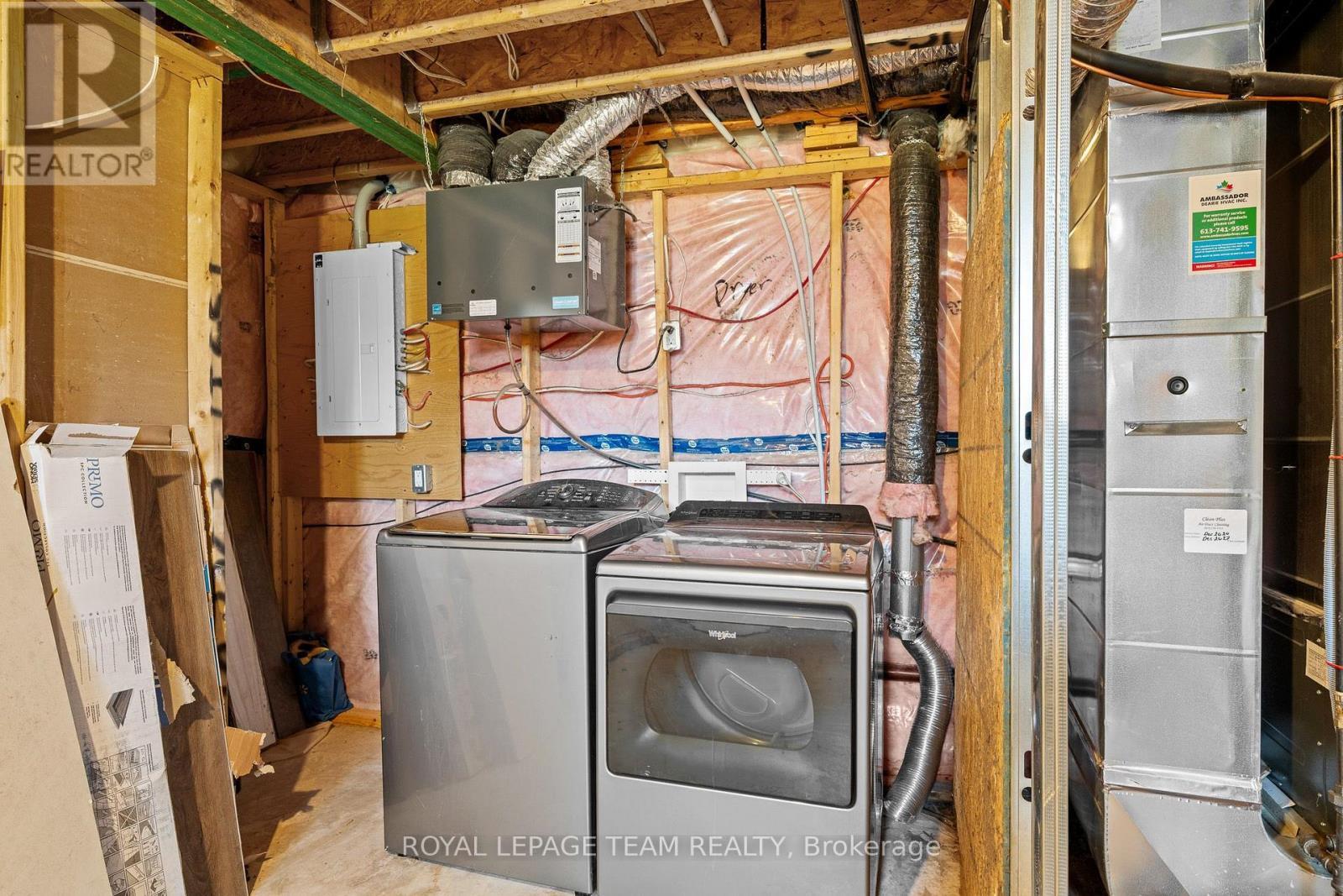 253 Deschamps Avenue, Ottawa, ON - Indoor Photo Showing Laundry Room