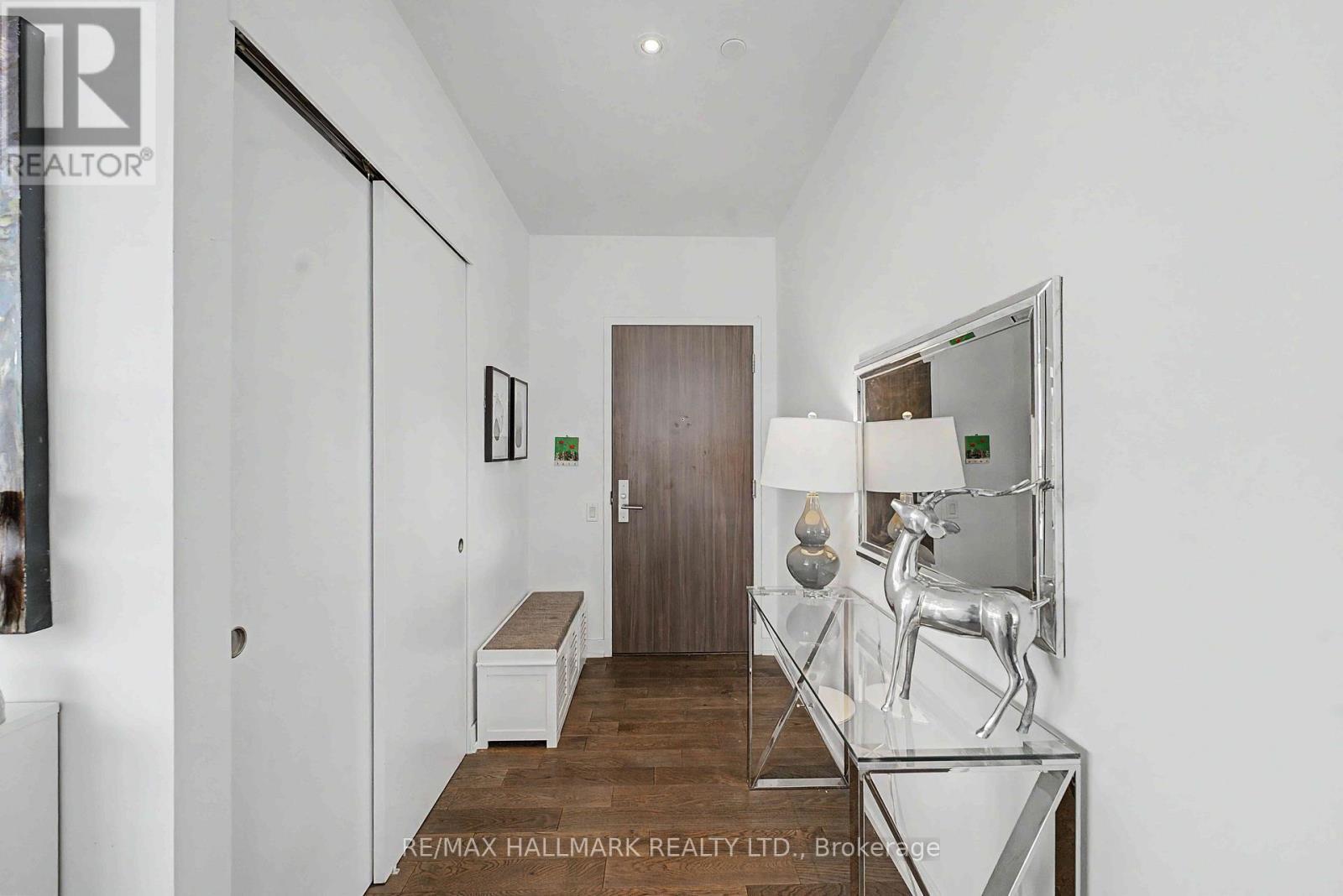 Foyer - Ph2 - 185 Roehampton Avenue, Toronto, ON - Indoor Photo Showing Other Room
