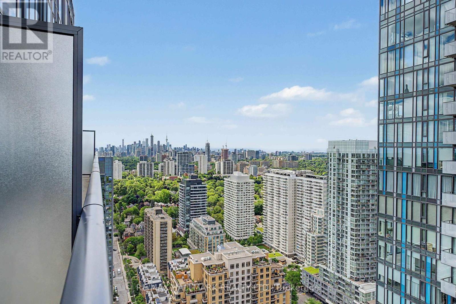 Ph2 - 185 Roehampton Avenue, Toronto, ON - Outdoor