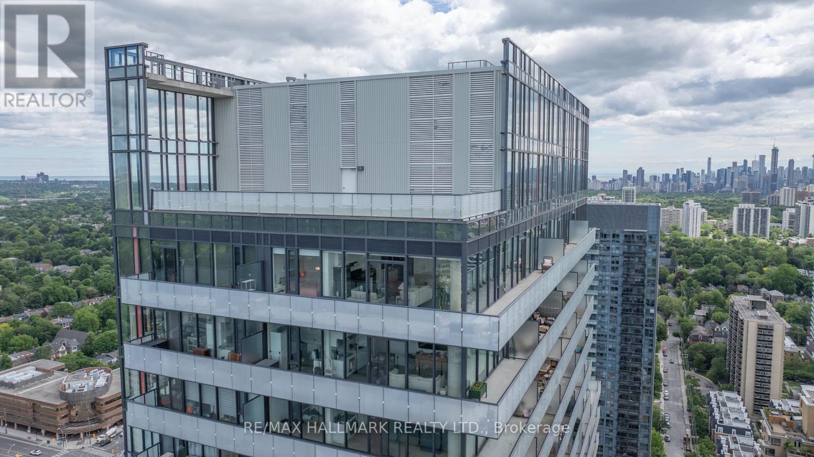 Ph2 - 185 Roehampton Avenue, Toronto, ON - Outdoor