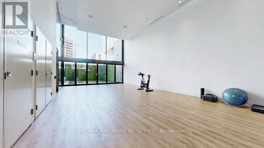 Ph2 - 185 Roehampton Avenue, Toronto, ON - Indoor Photo Showing Other Room