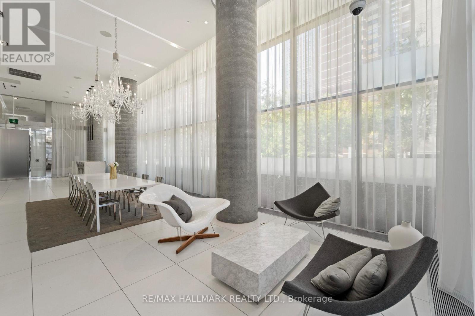 Ph2 - 185 Roehampton Avenue, Toronto, ON - Indoor