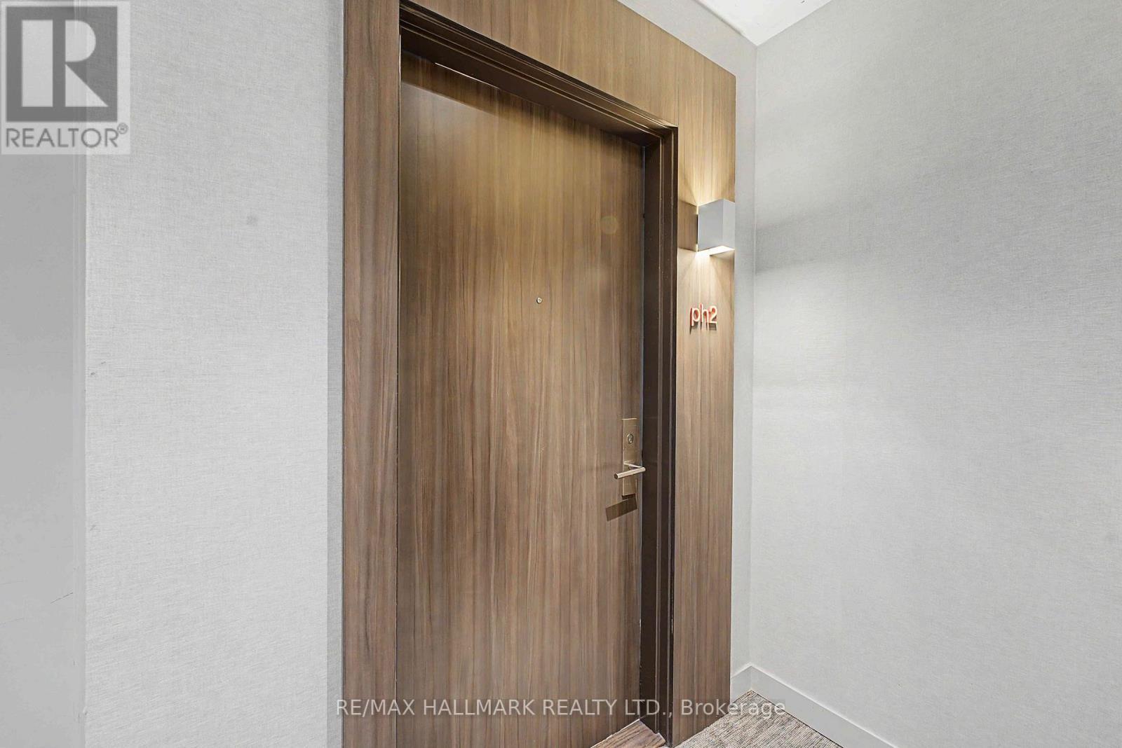 Ph2 - 185 Roehampton Avenue, Toronto, ON - Indoor Photo Showing Other Room