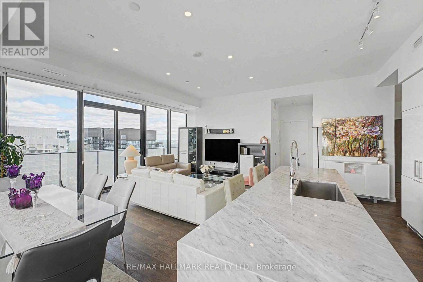 Ph2 - 185 Roehampton Avenue, Toronto, ON - Indoor