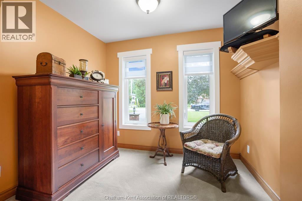 22780 Creek Road, Chatham, ON - Indoor