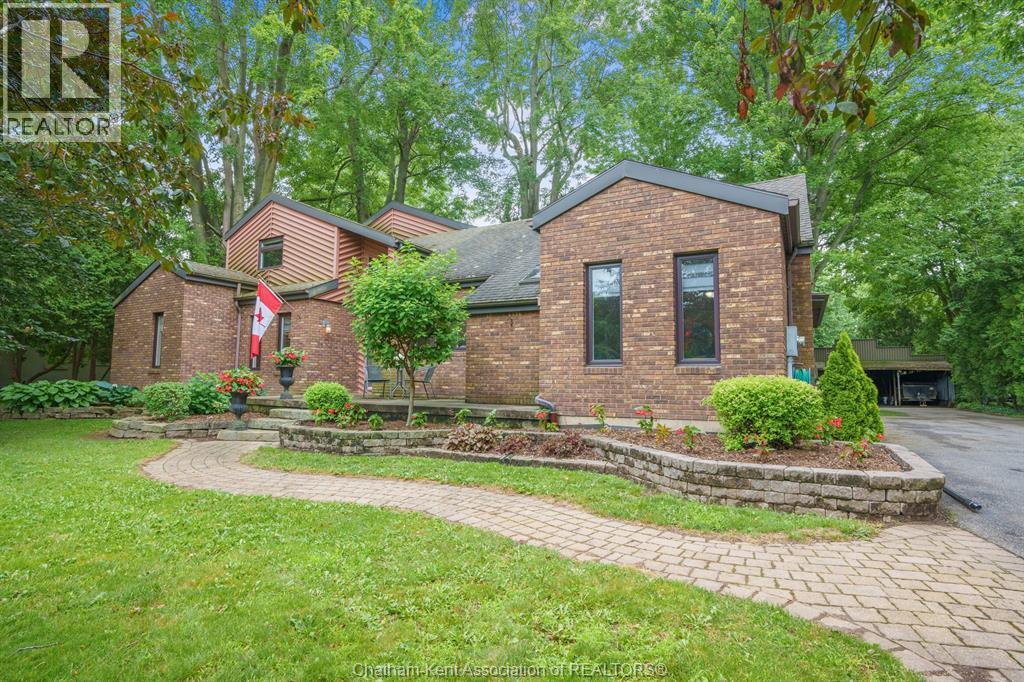 22780 Creek Road, Chatham, ON - Outdoor