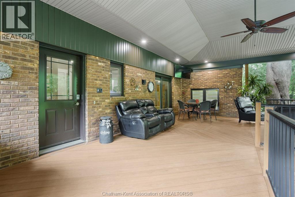 22780 Creek Road, Chatham, ON - With Exterior