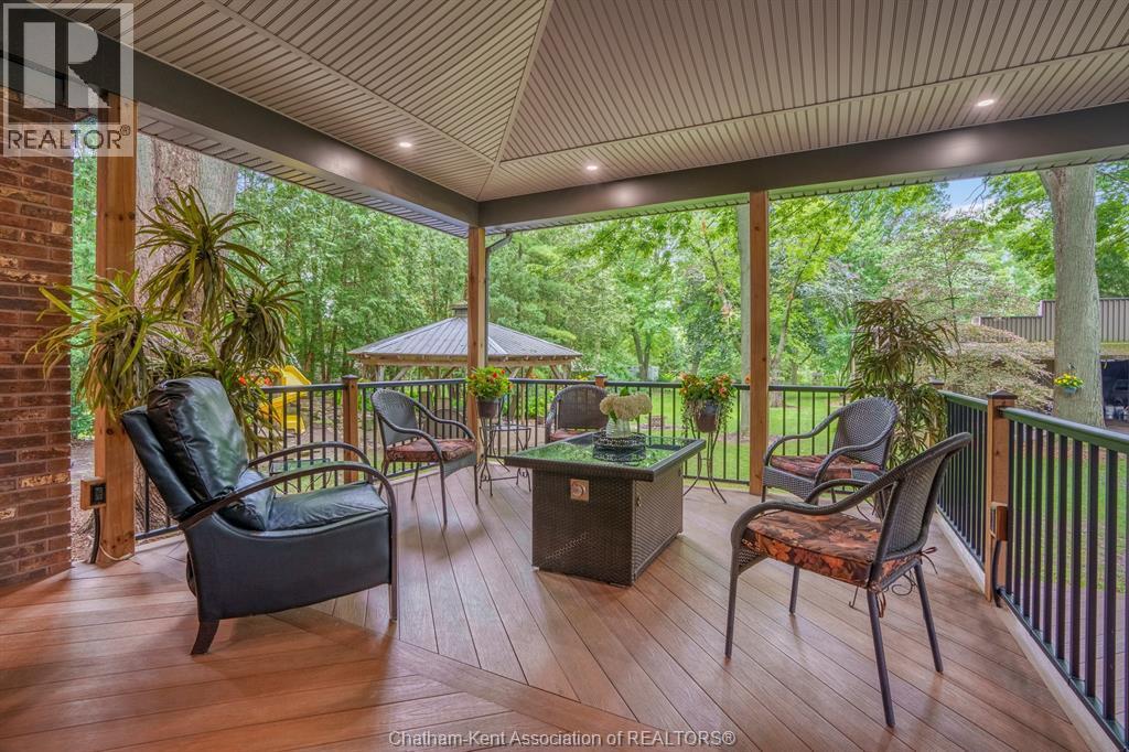 22780 Creek Road, Chatham, ON - Outdoor With Deck Patio Veranda With Exterior