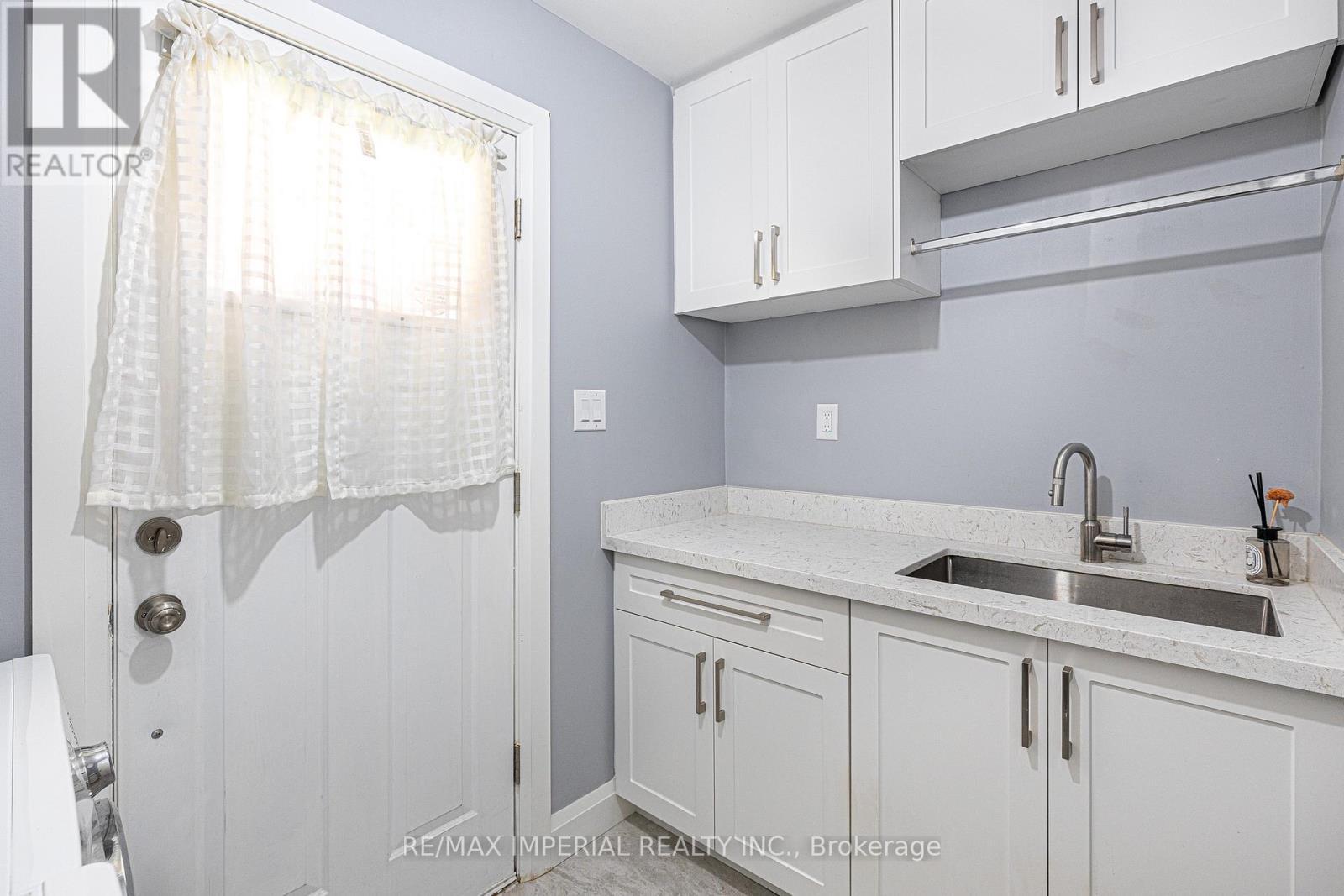 311 Youngstown Avenue, Mississauga, ON - Indoor