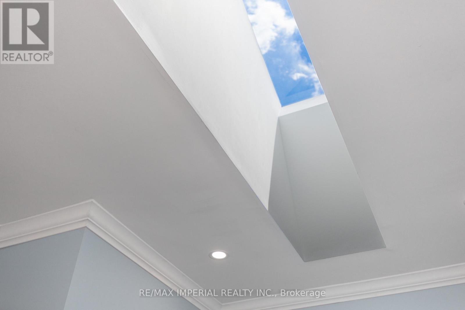 311 Youngstown Avenue, Mississauga, ON - Photo Showing Other Room
