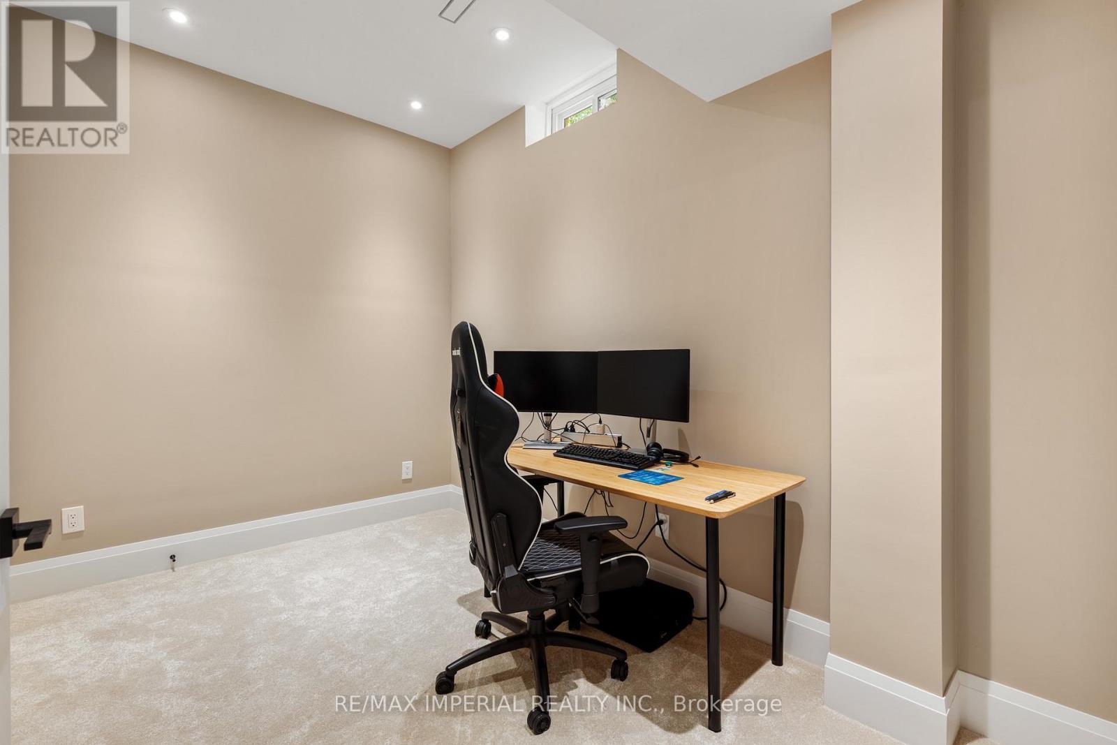 311 Youngstown Avenue, Mississauga, ON - Indoor Photo Showing Office