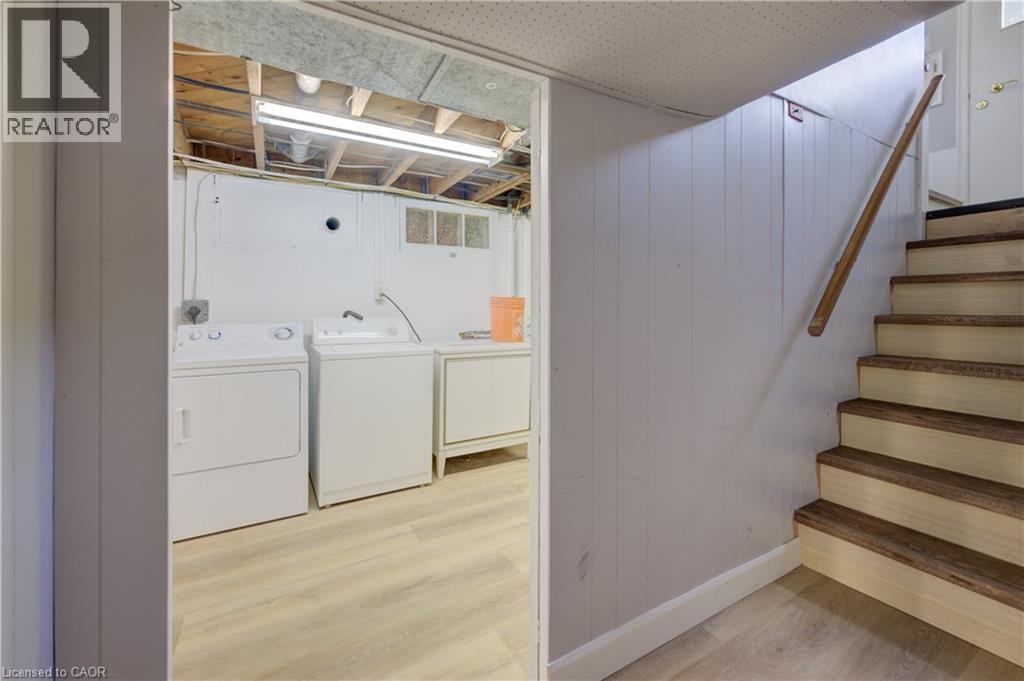 244 Royal Street, Waterloo, ON - Indoor Photo Showing Laundry Room
