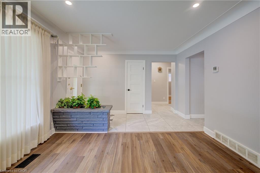 244 Royal Street, Waterloo, ON - Indoor Photo Showing Other Room