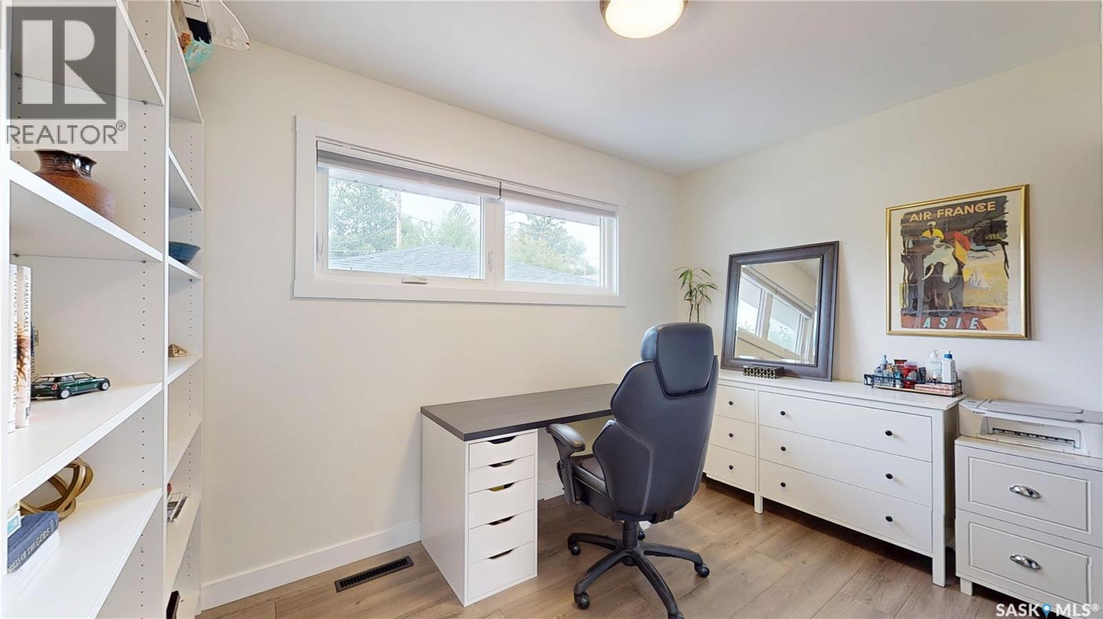 30 Probe Street, Regina, SK - Indoor Photo Showing Office