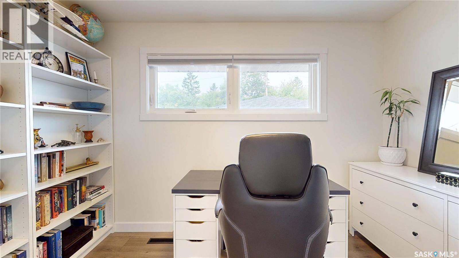 30 Probe Street, Regina, SK - Indoor Photo Showing Office