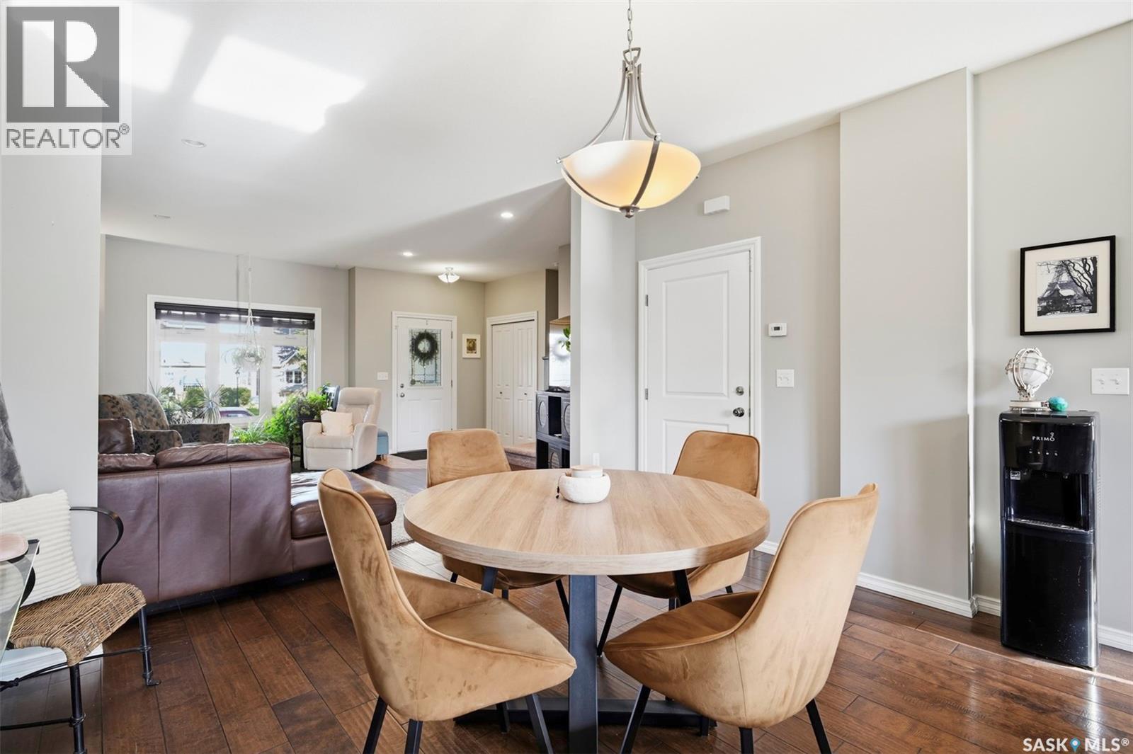 2136 B Lorne Avenue, Saskatoon, SK - Indoor Photo Showing Dining Room