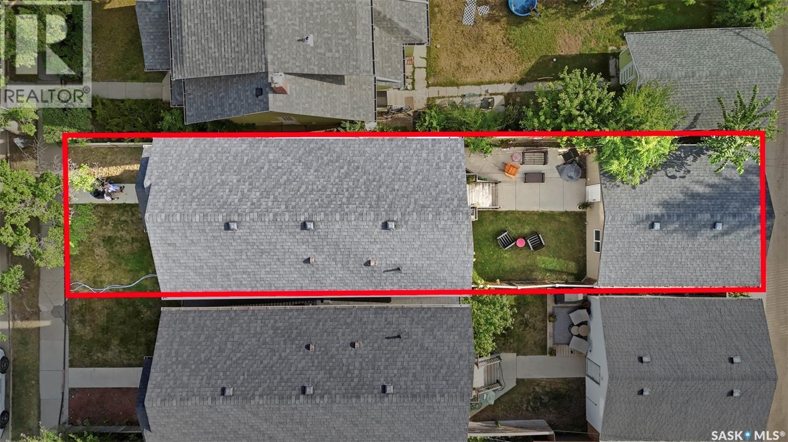 2136 B Lorne Avenue, Saskatoon, SK - Outdoor