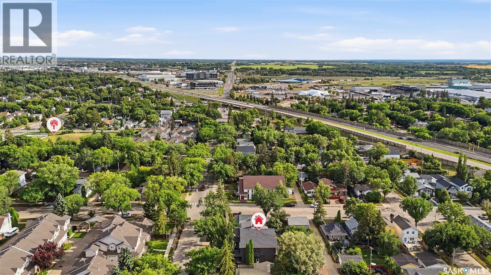 2136 B Lorne Avenue, Saskatoon, SK - Outdoor With View