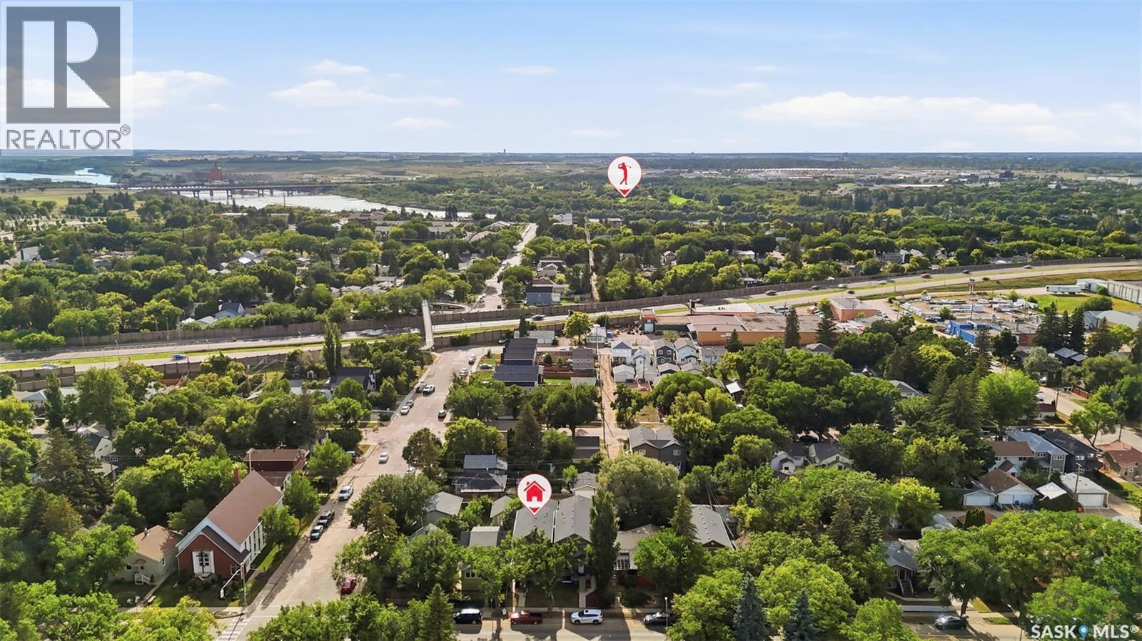 2136 B Lorne Avenue, Saskatoon, SK - Outdoor With View