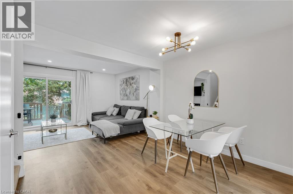 2265 Middlesmoor Crescent, Burlington, ON - Indoor
