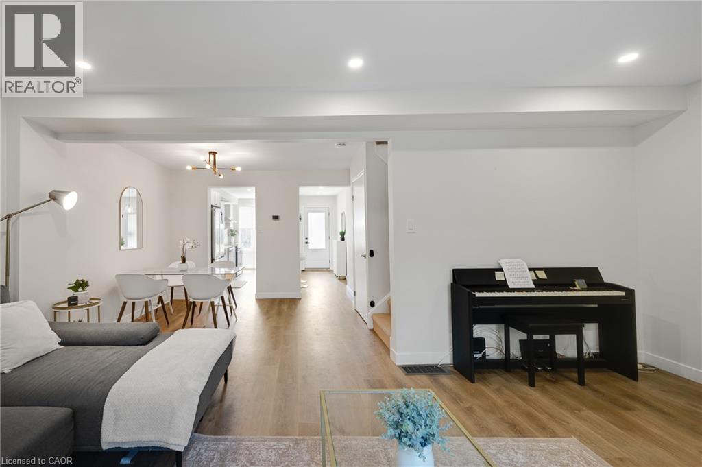 2265 Middlesmoor Crescent, Burlington, ON - Indoor