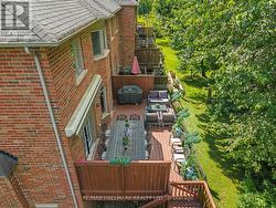 Massive 24'x14' Deck Overlooking Ravine W Gas BBQ - 
