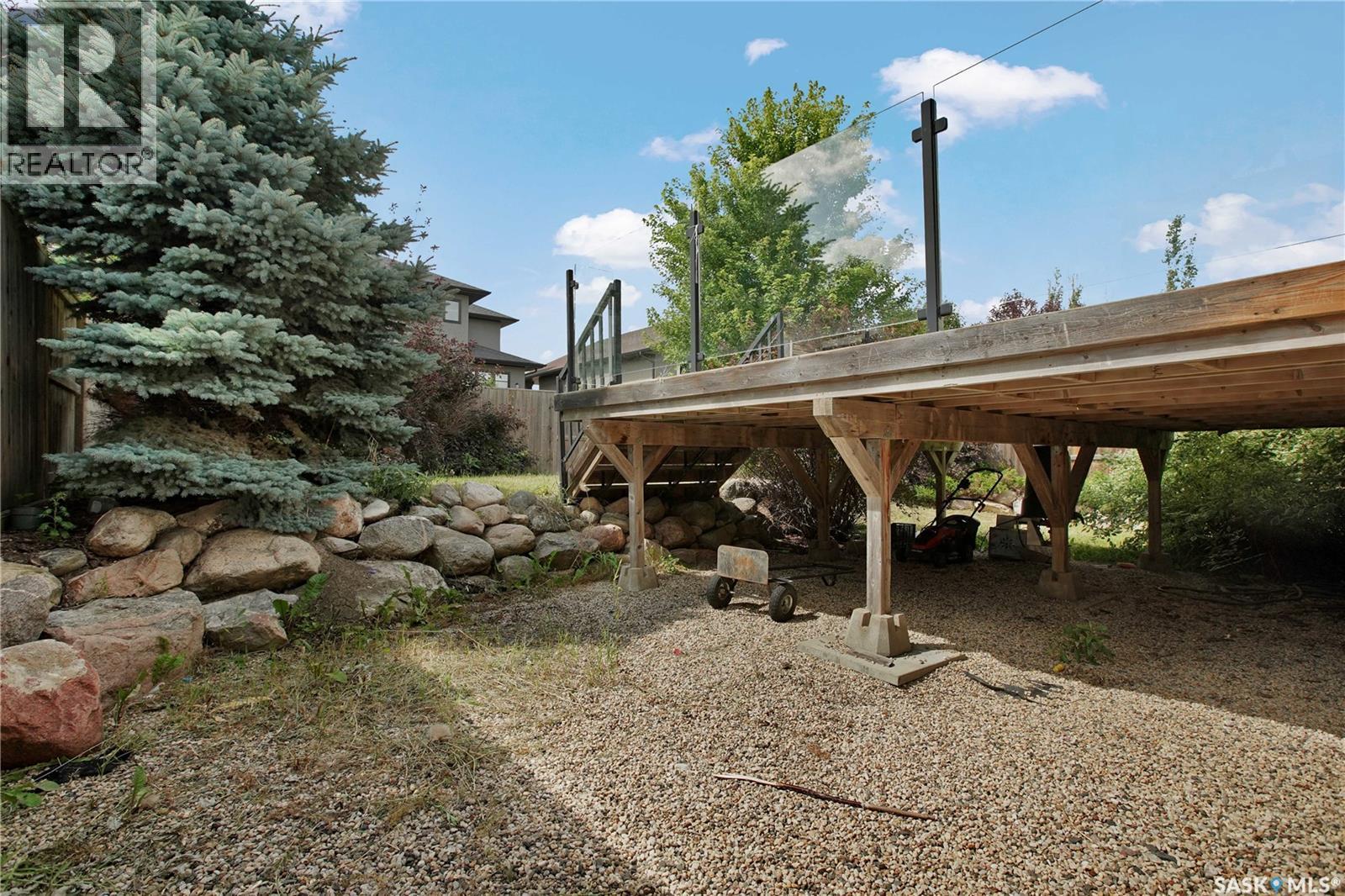 1103 Muzyka Road, Saskatoon, SK - Outdoor