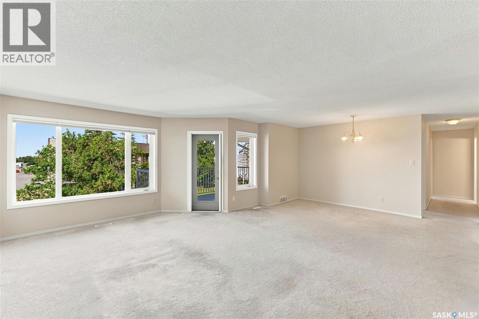 304 6 Lorne Place, Regina, SK - Indoor