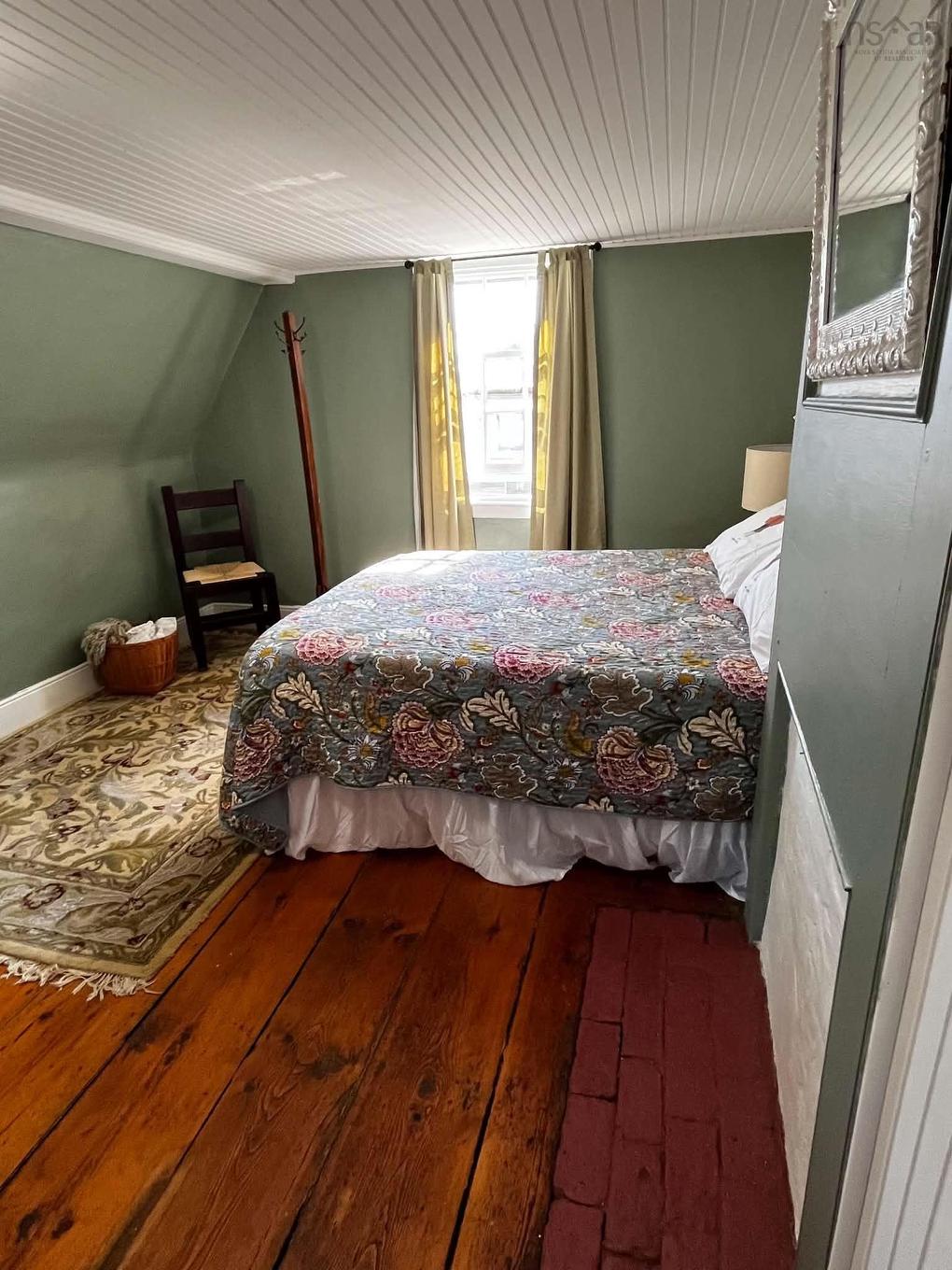 172 Water Street, Shelburne, NS - Indoor Photo Showing Bedroom