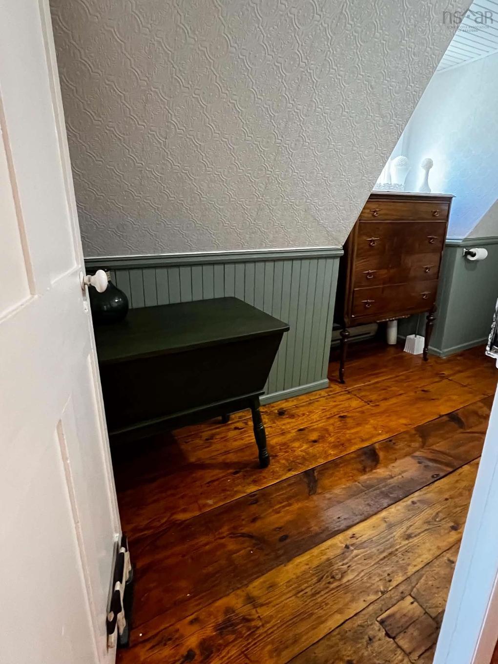 172 Water Street, Shelburne, NS - Indoor Photo Showing Other Room