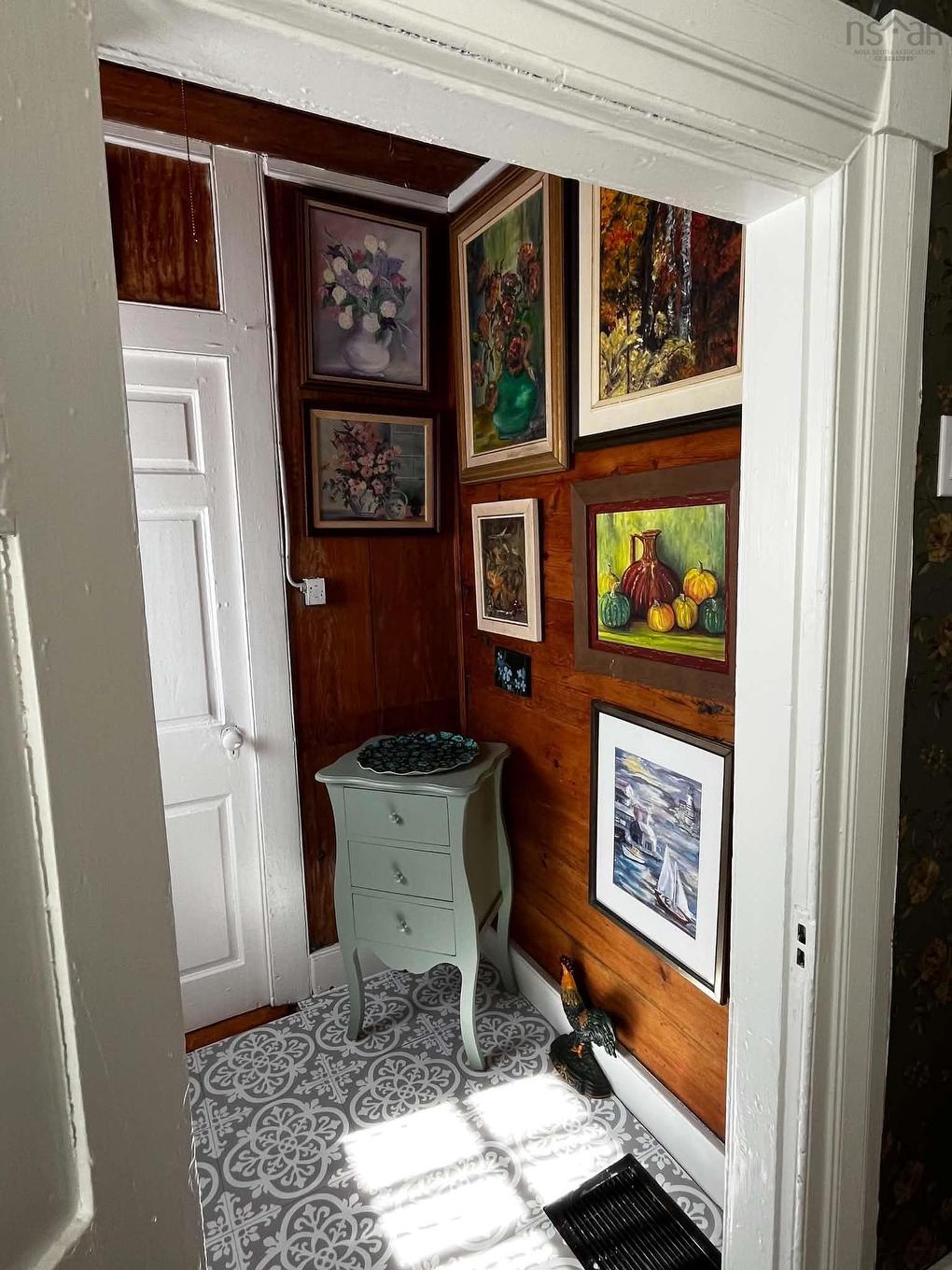 172 Water Street, Shelburne, NS - Indoor Photo Showing Other Room