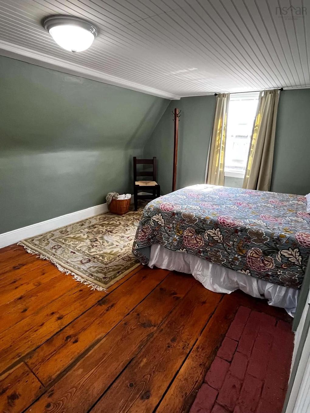 172 Water Street, Shelburne, NS - Indoor Photo Showing Bedroom