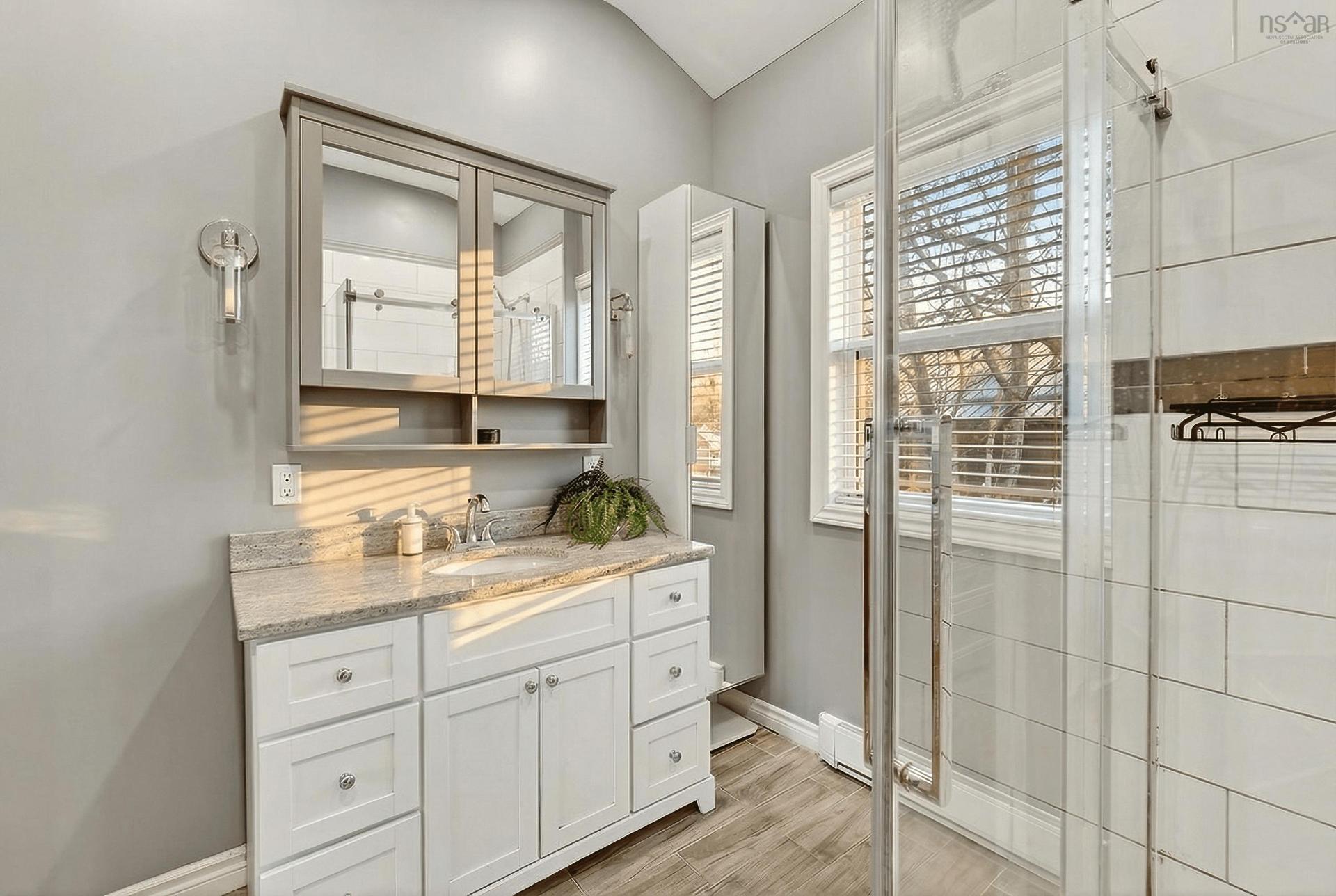 16 Wilcot Lane, Dartmouth, NS - Indoor