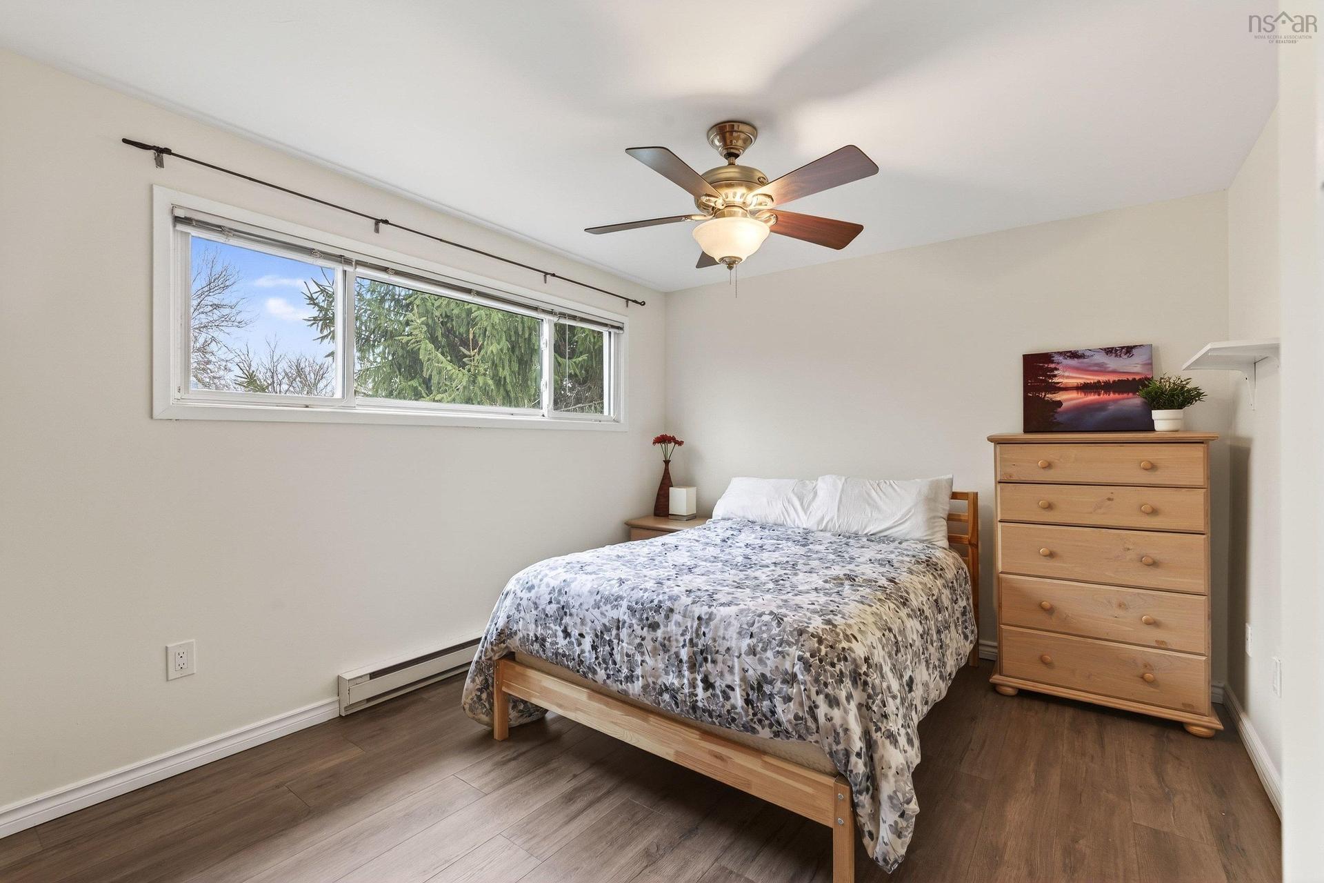 16 Wilcot Lane, Dartmouth, NS - Indoor Photo Showing Bedroom