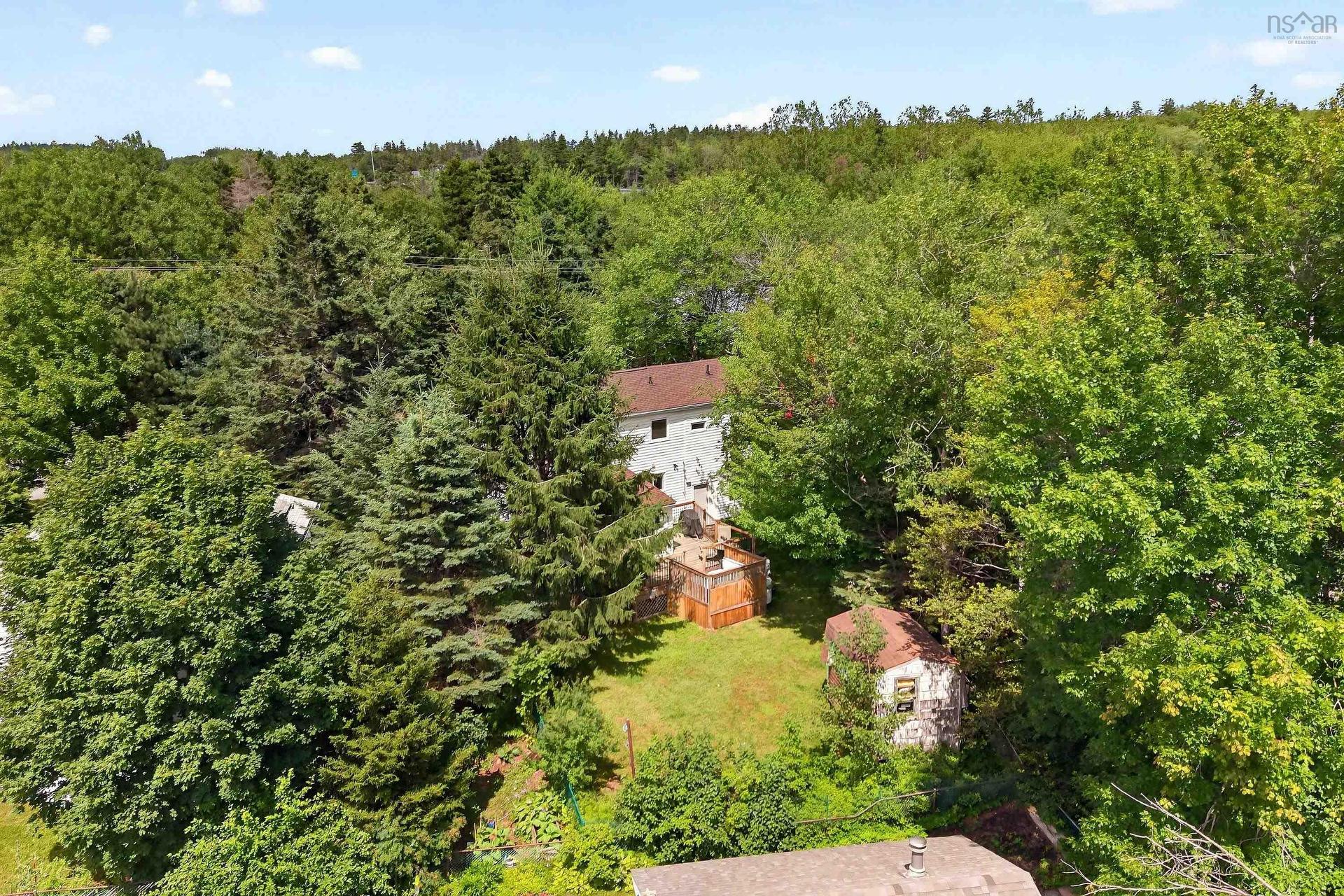 16 Wilcot Lane, Dartmouth, NS - Outdoor