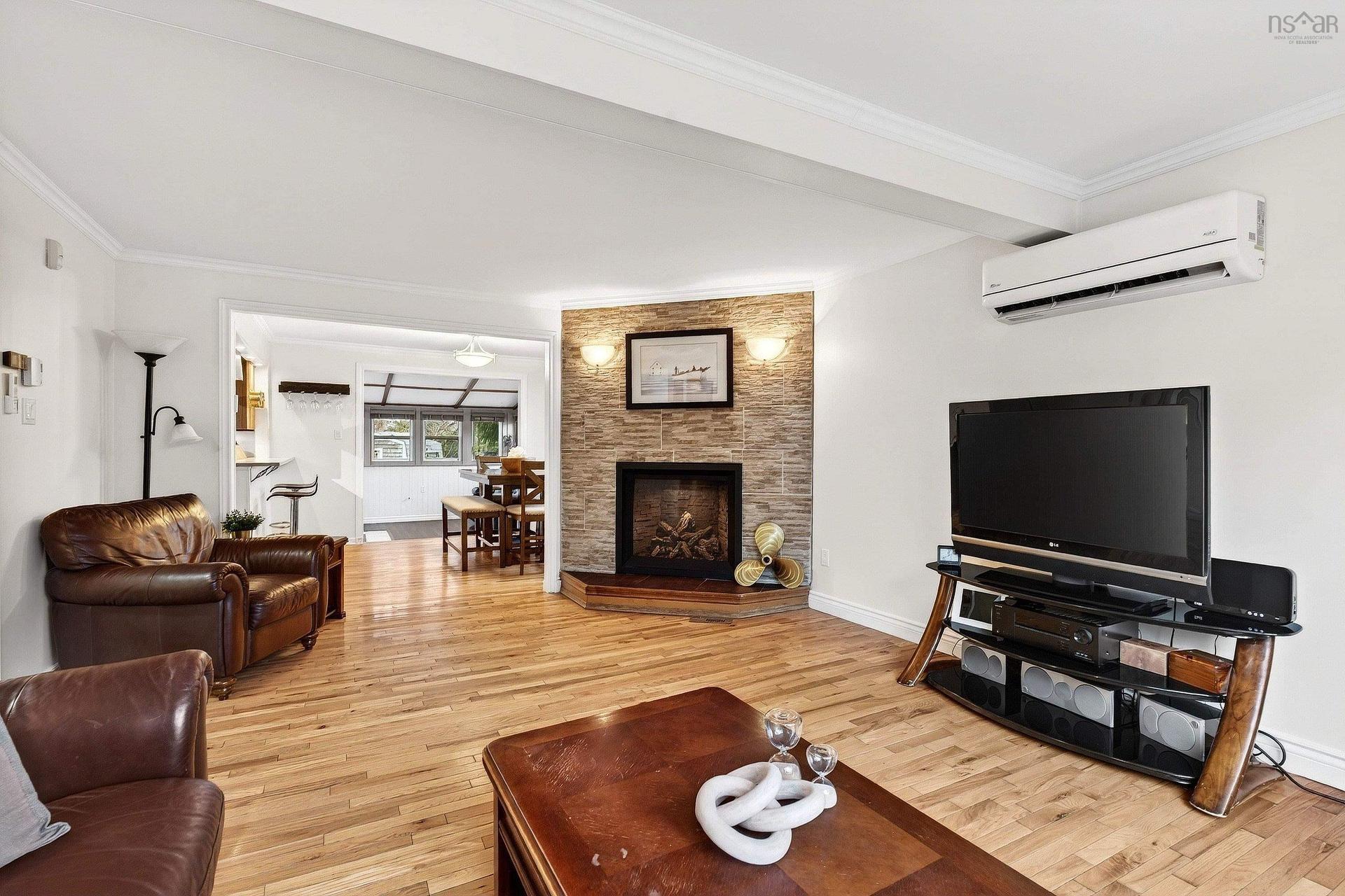 16 Wilcot Lane, Dartmouth, NS - Indoor Photo Showing Living Room With Fireplace