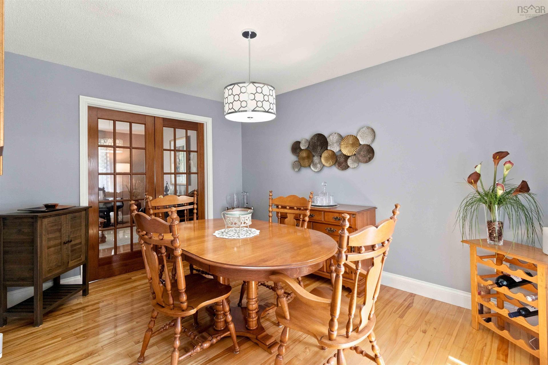 18 P Thomas Drive, Dartmouth, NS - Indoor Photo Showing Dining Room