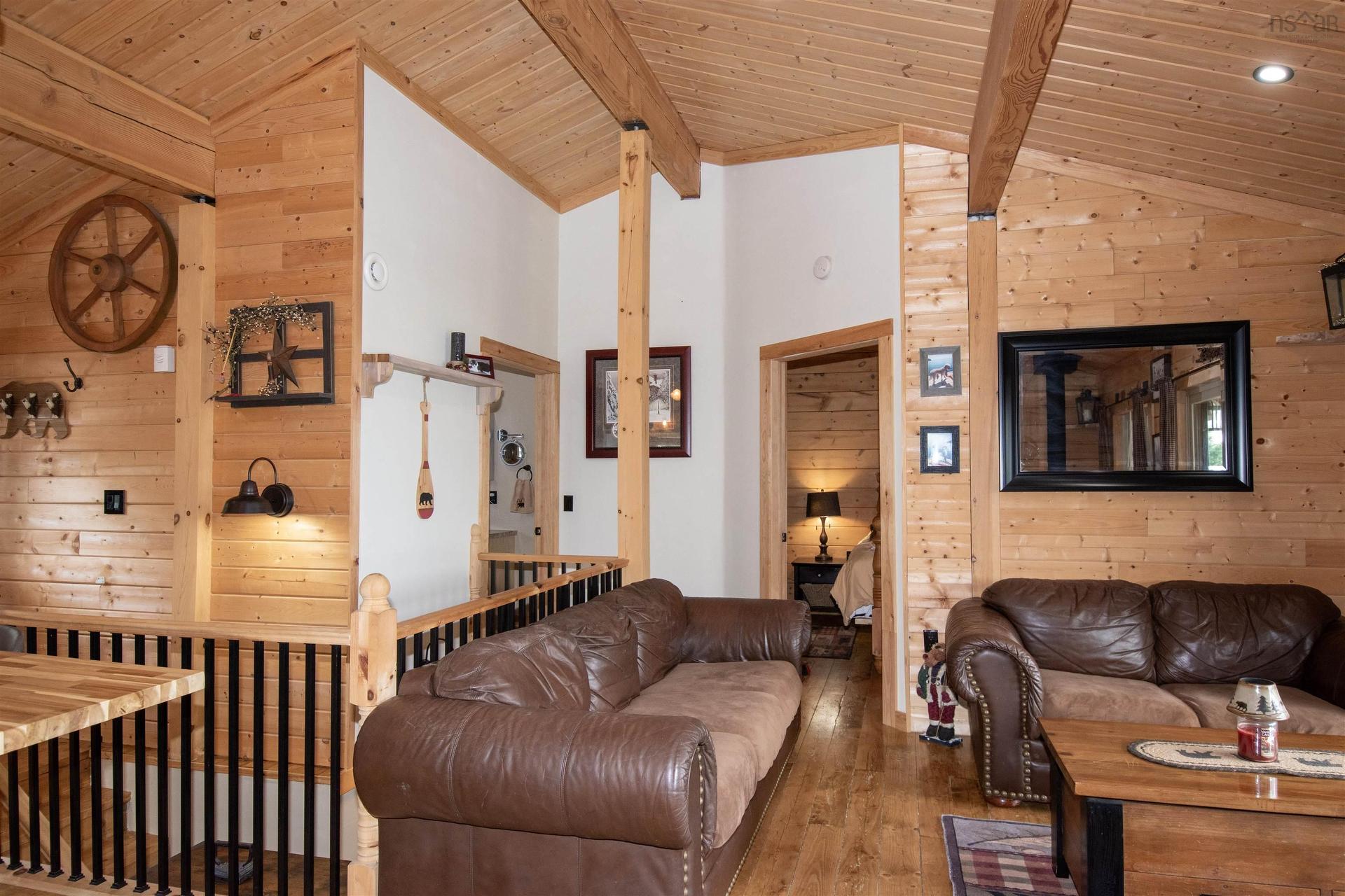 2250 Sandy Point Road, Sandy Point, NS - Indoor Photo Showing Living Room