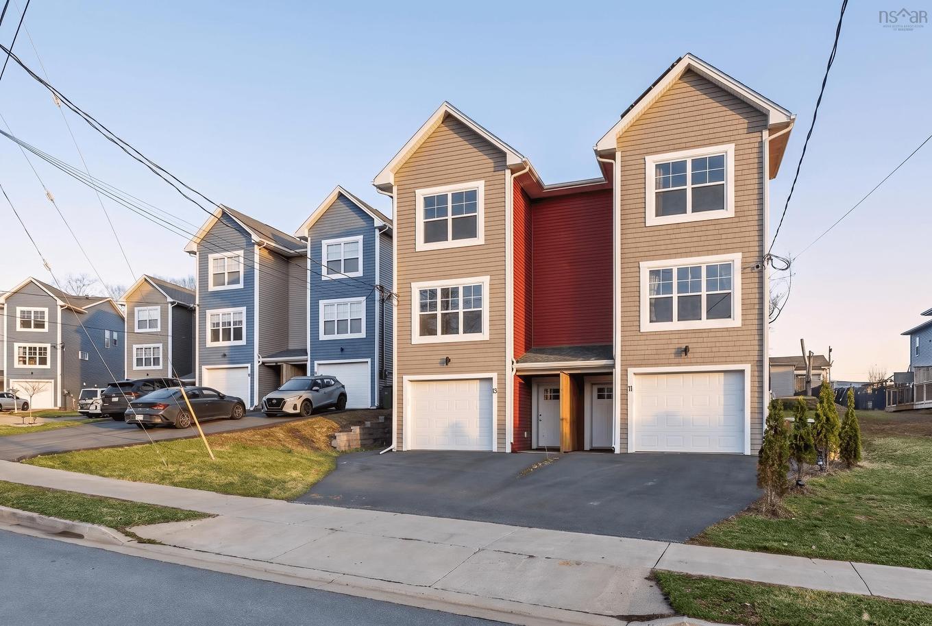 13 Trout Run, Halifax, NS - Outdoor With Facade