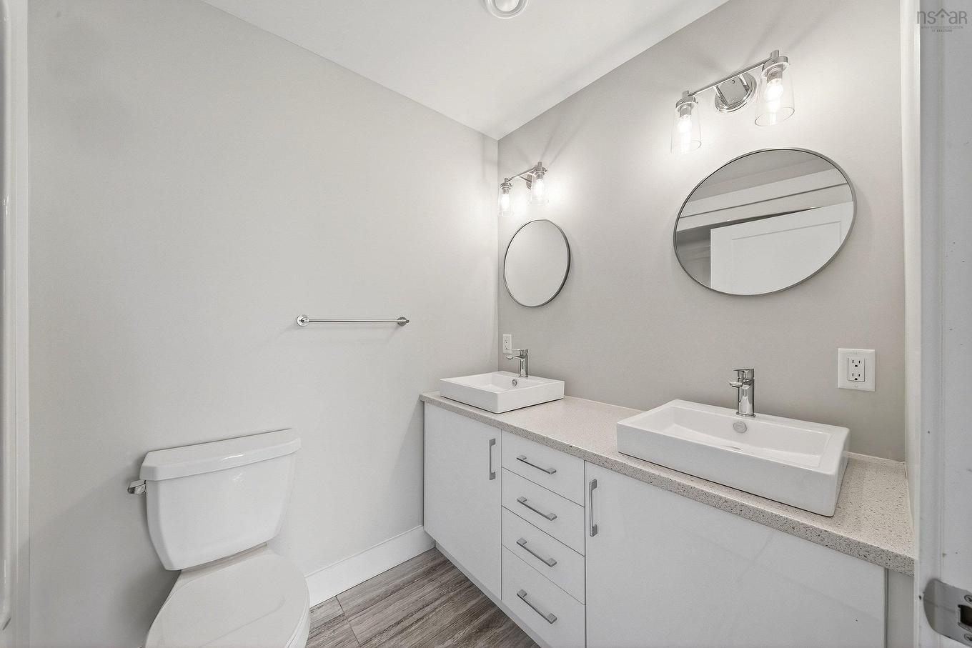 13 Trout Run, Halifax, NS - Indoor Photo Showing Bathroom