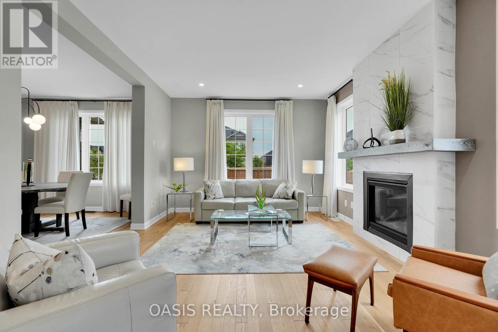 80 Lantern Road, Ottawa, ON - Indoor Photo Showing Living Room With Fireplace