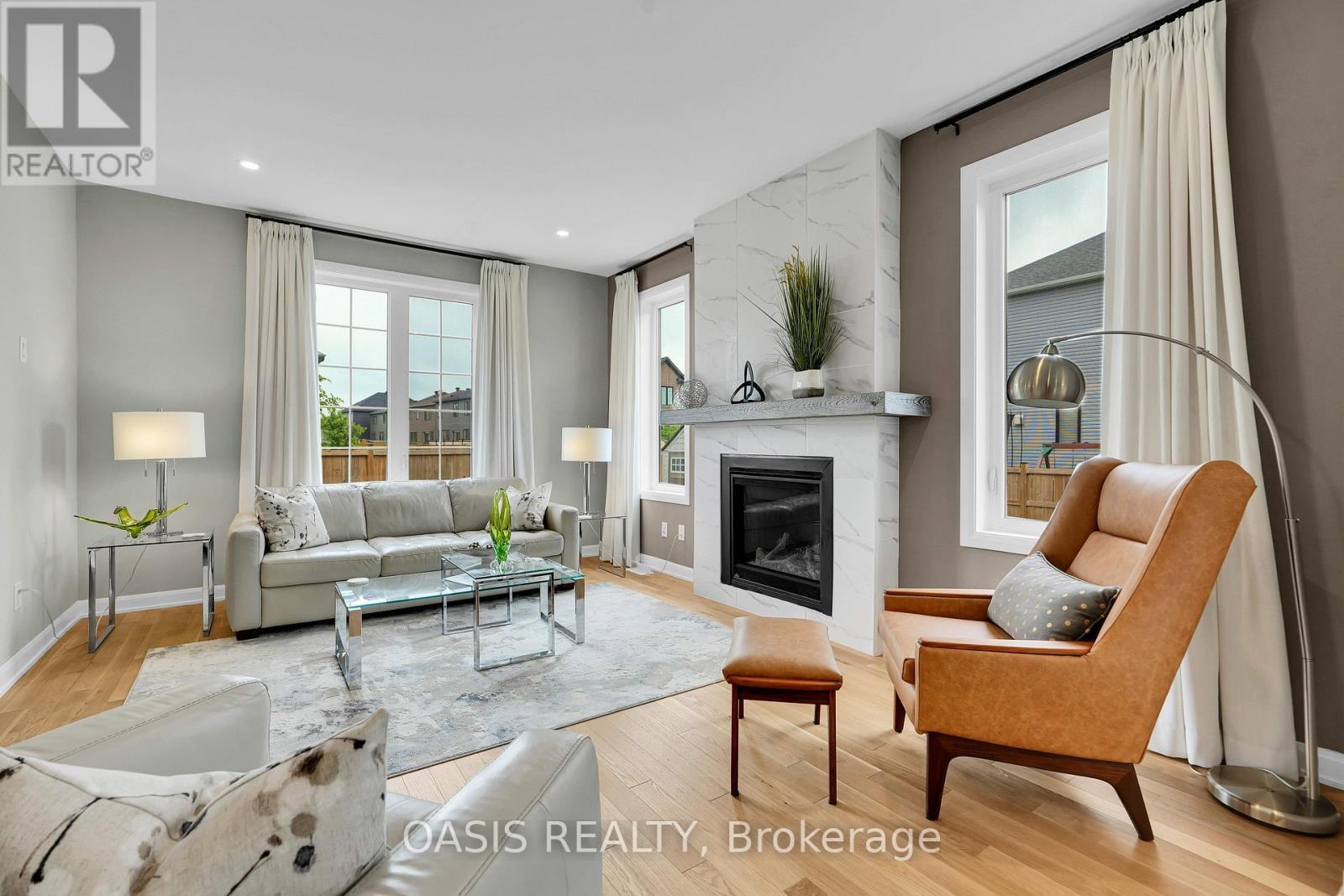 80 Lantern Road, Ottawa, ON - Indoor Photo Showing Living Room With Fireplace