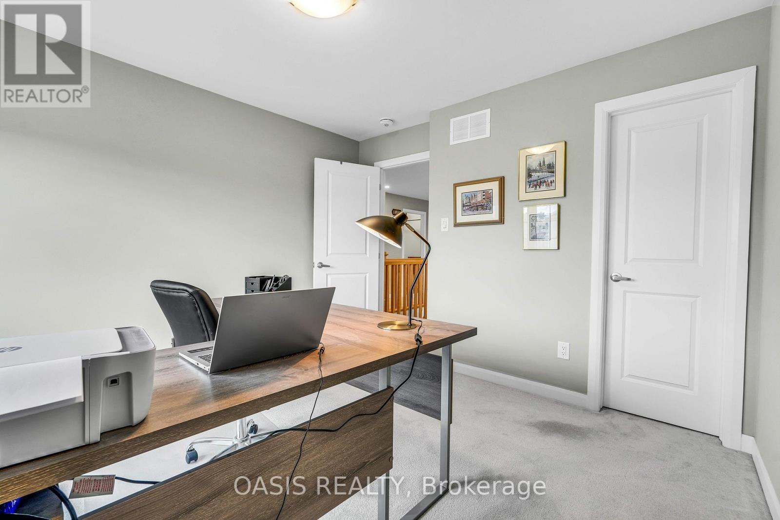 80 Lantern Road, Ottawa, ON - Indoor Photo Showing Office