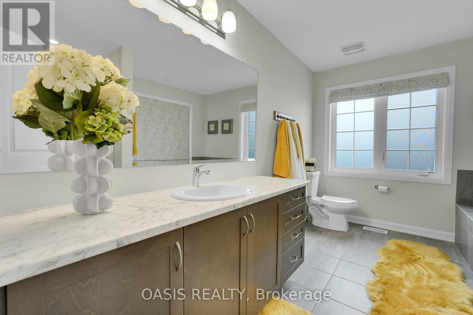 80 Lantern Road, Ottawa, ON - Indoor Photo Showing Bathroom