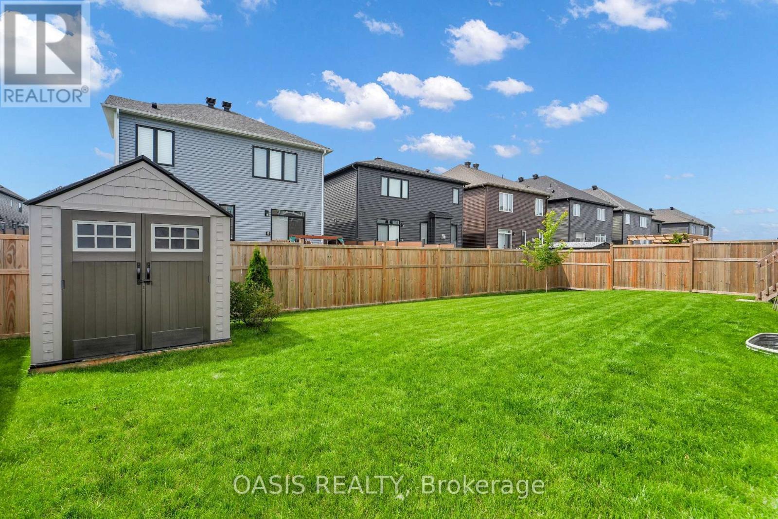 80 Lantern Road, Ottawa, ON - Outdoor With Backyard
