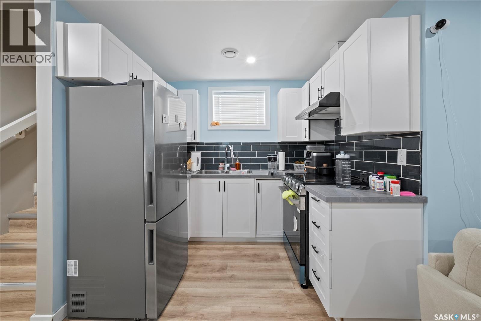 8726 Archer Lane, Regina, SK - Indoor Photo Showing Kitchen